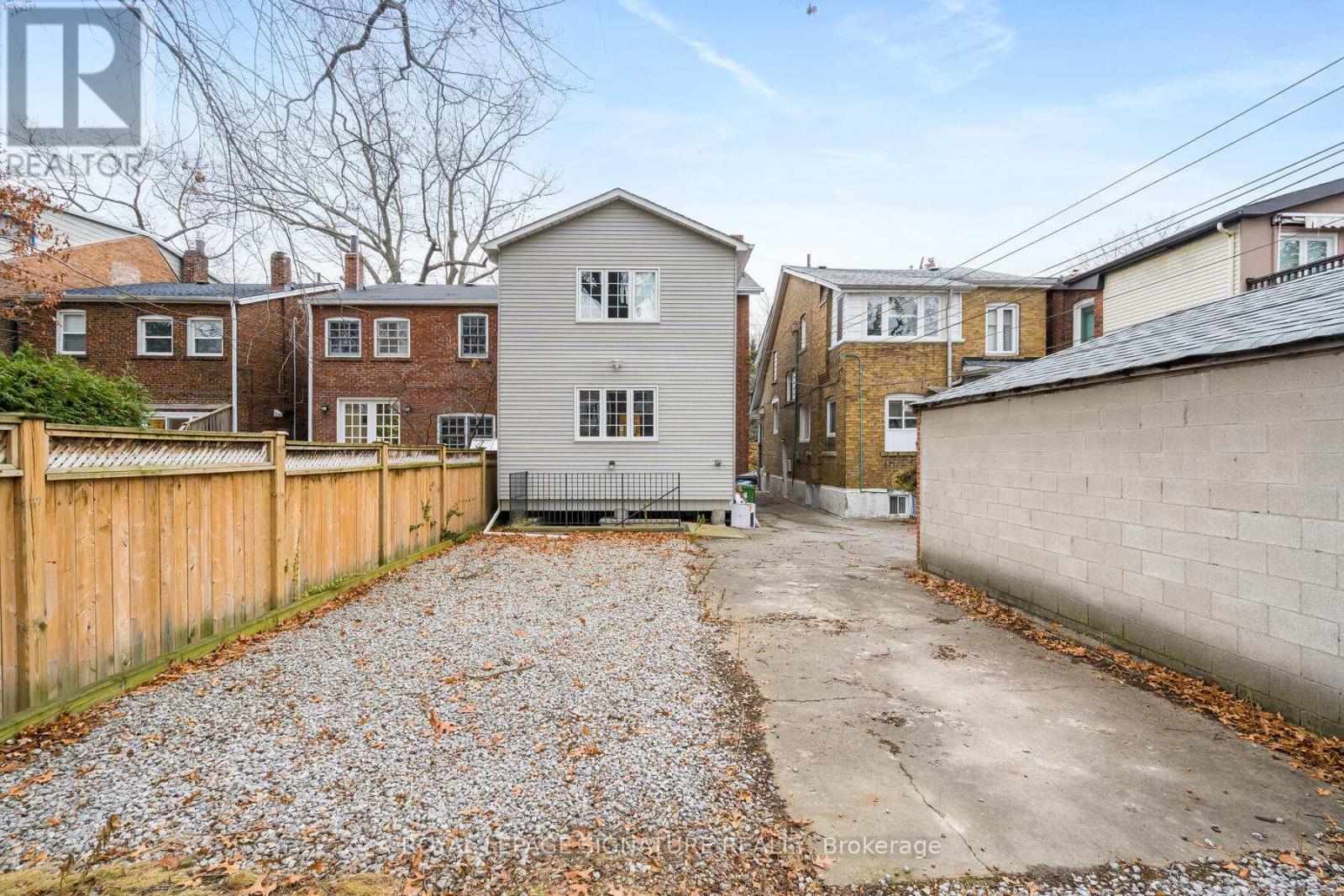 317 A Durie Street, Toronto, Ontario  M6S 3G2 - Photo 23 - W12843630