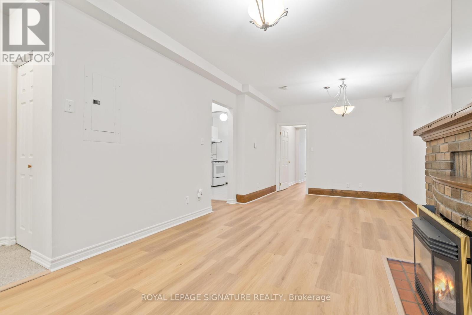 317 A Durie Street, Toronto, Ontario  M6S 3G2 - Photo 6 - W12843630