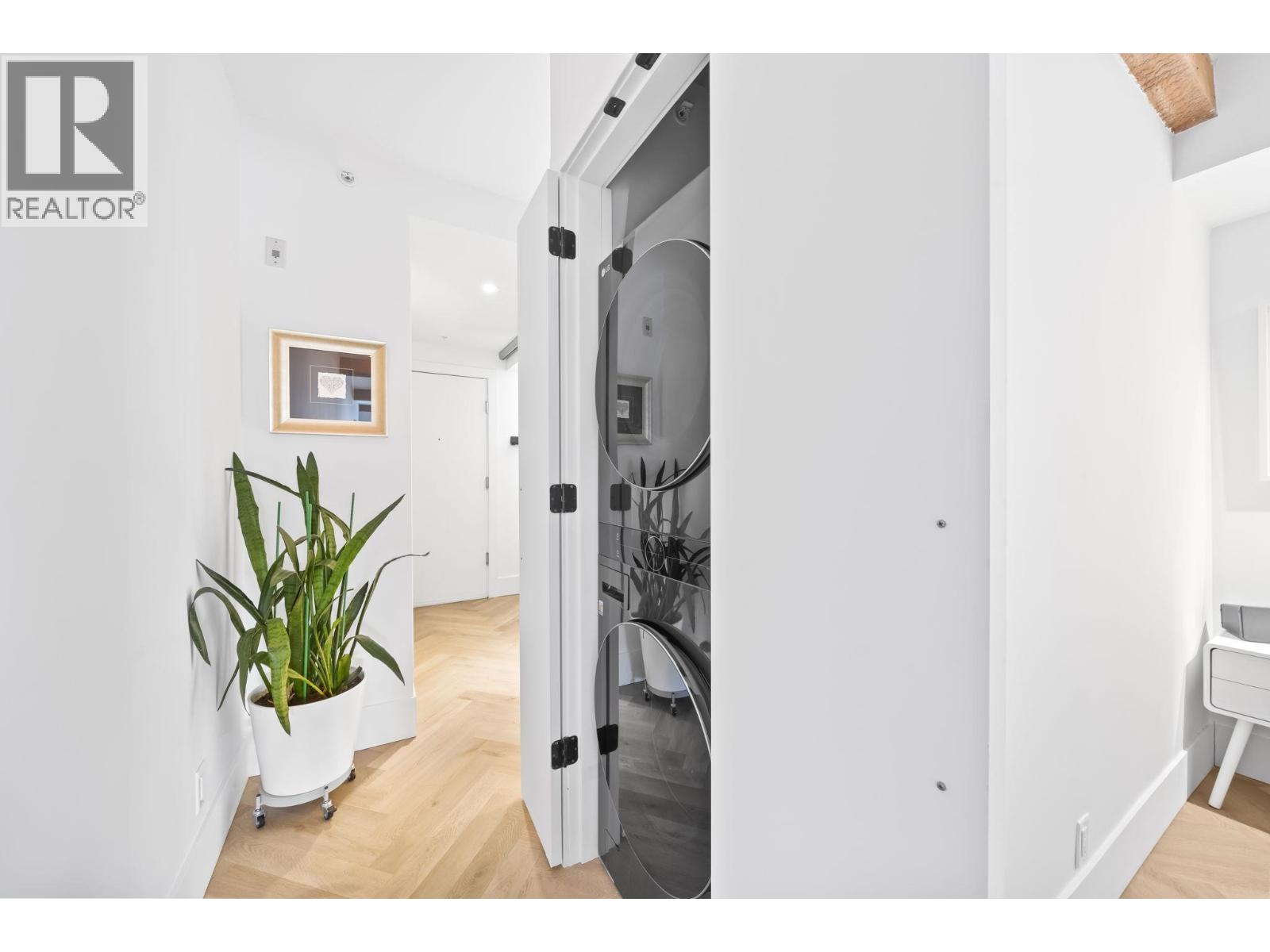 202 1275 Hamilton Street, Vancouver, British Columbia  V6B 1E2 - Photo 16 - R3110999