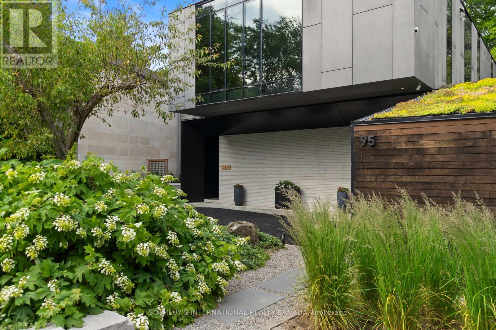 95 Riverview Drive, Toronto, Ontario  M4N 3C6 - Photo 6 - C12997322