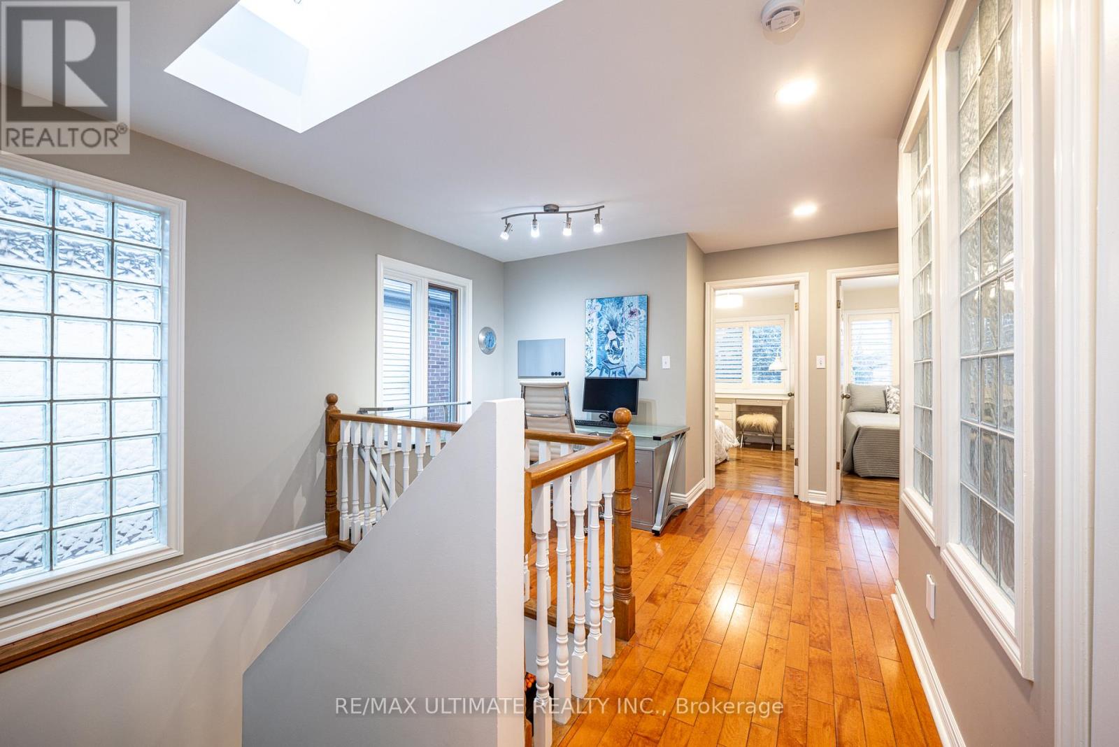 156 Glenvale Boulevard, Toronto, Ontario  M4G 2W3 - Photo 28 - C12997378