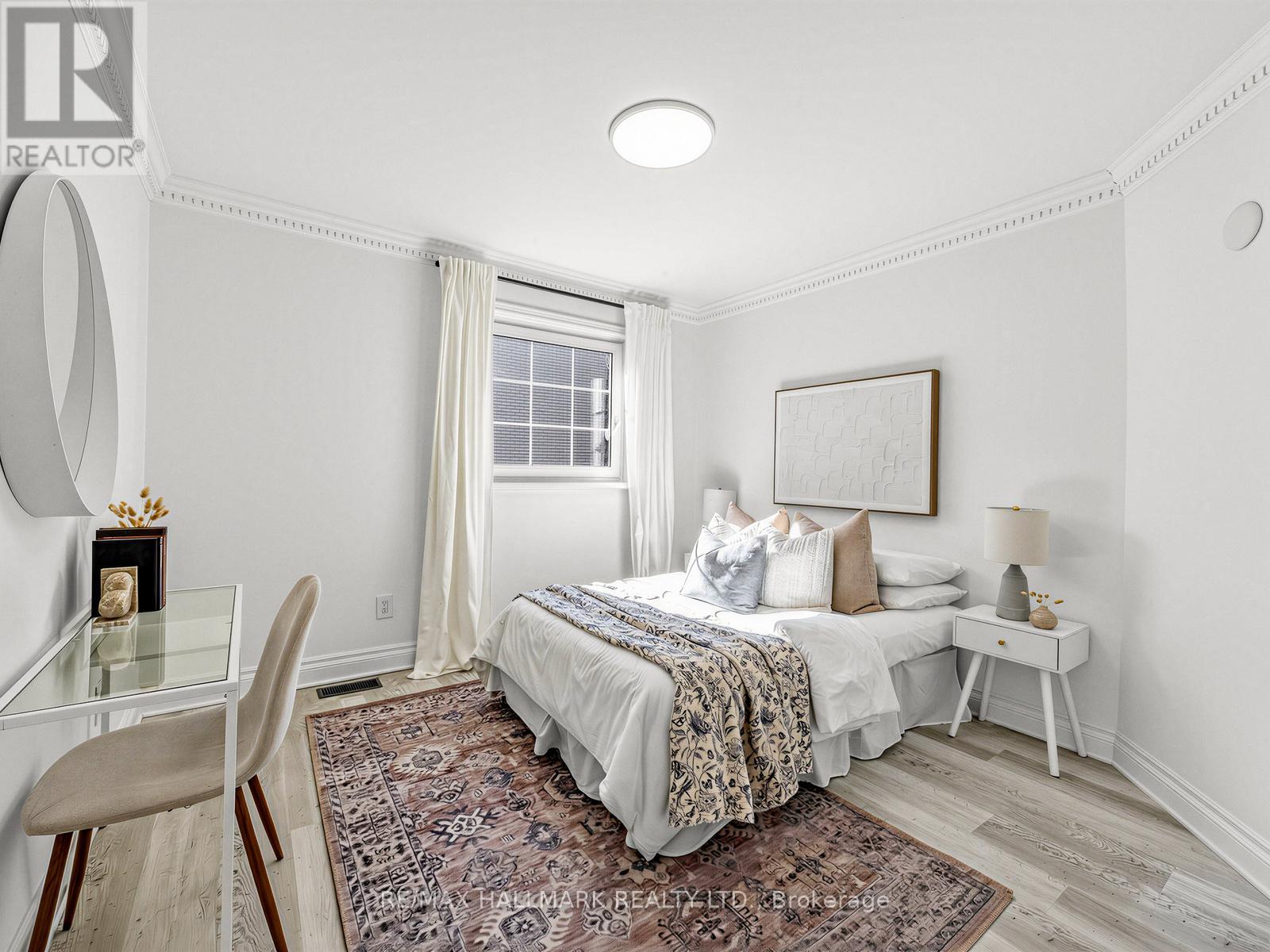 276 Floyd Avenue, Toronto, Ontario  M4J 2J3 - Photo 21 - E12997298