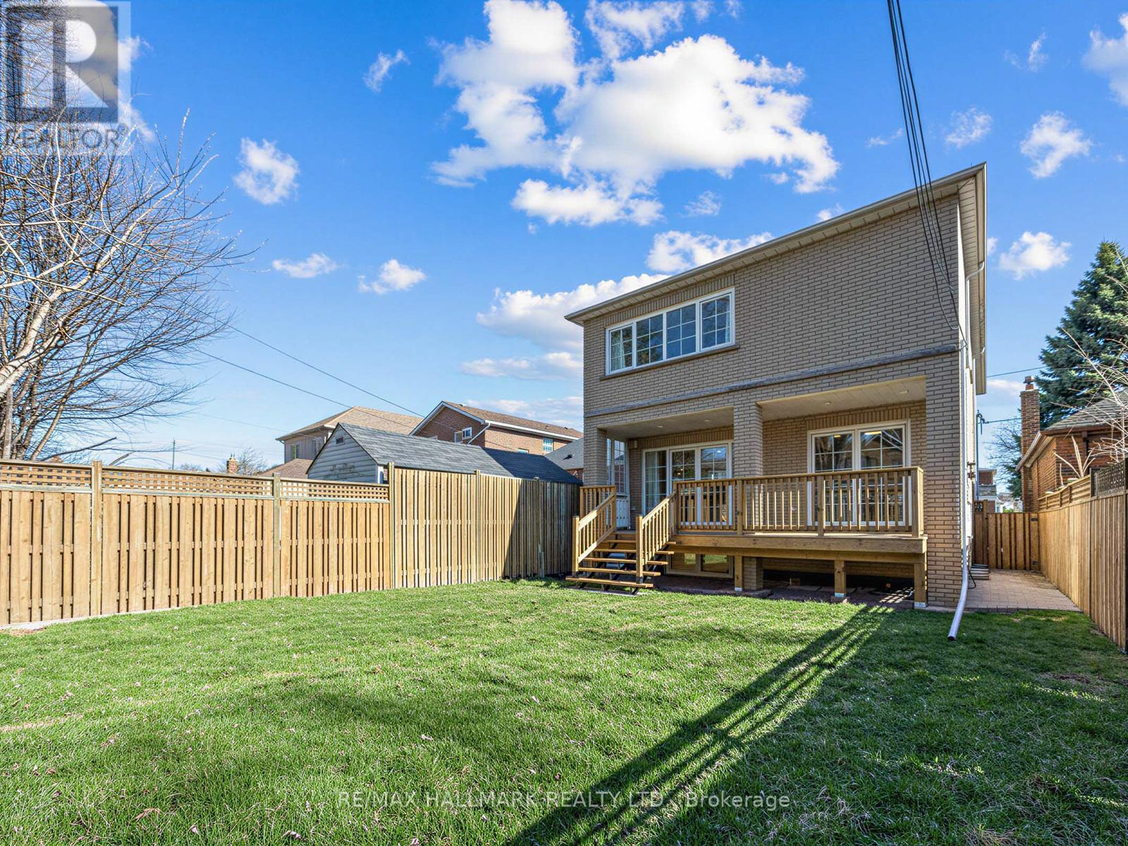 276 Floyd Avenue, Toronto, Ontario  M4J 2J3 - Photo 27 - E12997298