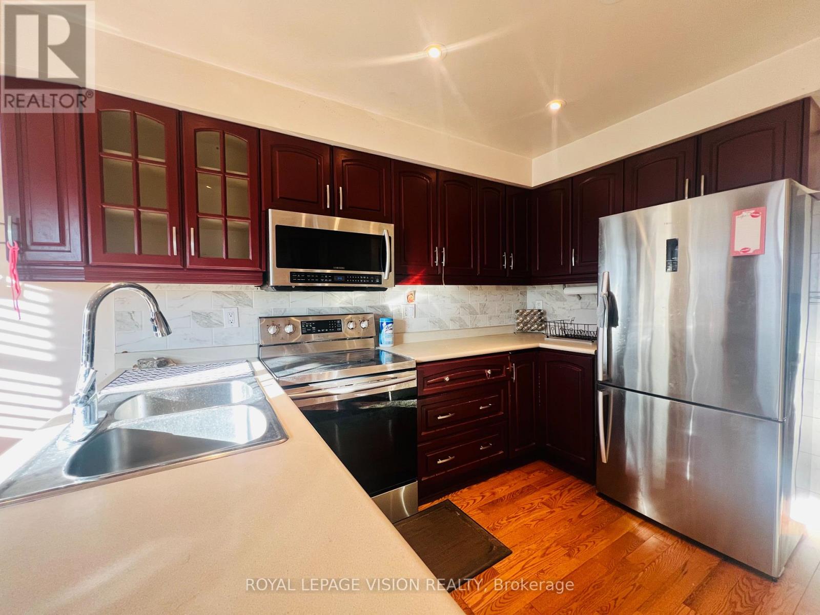 9 Empringham Drive, Toronto, Ontario  M1B 3Y2 - Photo 10 - E12997404