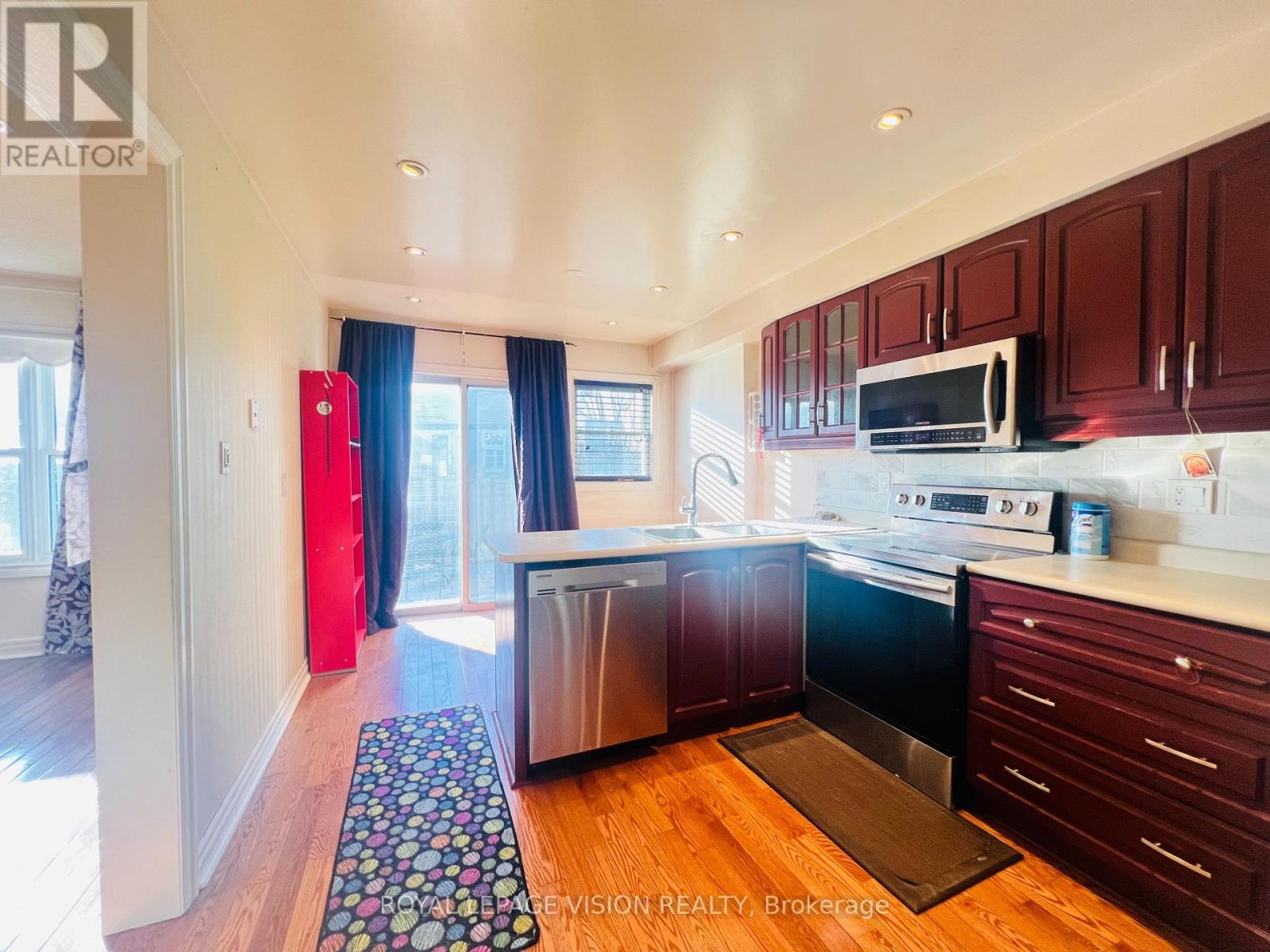 9 Empringham Drive, Toronto, Ontario  M1B 3Y2 - Photo 7 - E12997404