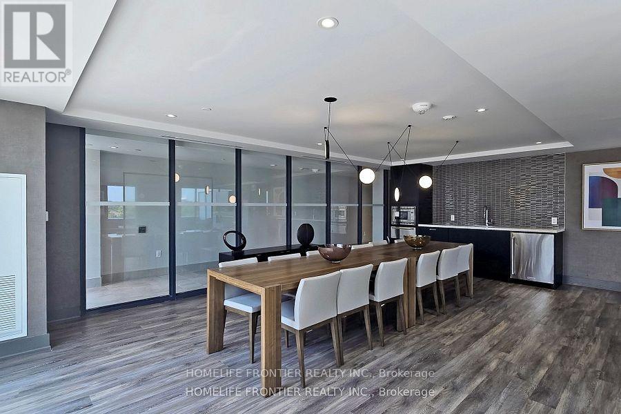 220 - 185 Deerfield Road, Newmarket, Ontario  L2Y 0G7 - Photo 18 - N12997372