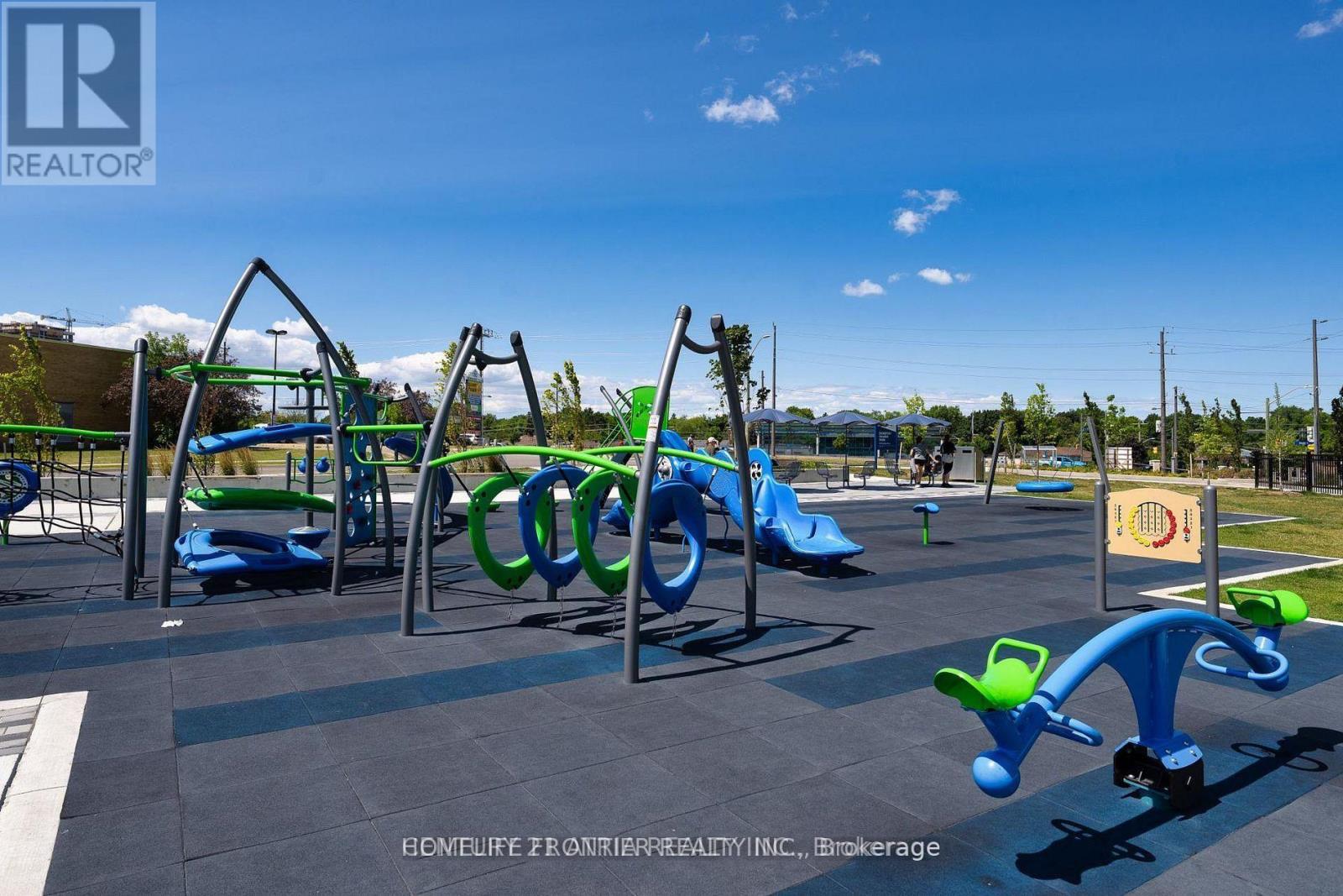 220 - 185 Deerfield Road, Newmarket, Ontario  L2Y 0G7 - Photo 23 - N12997372