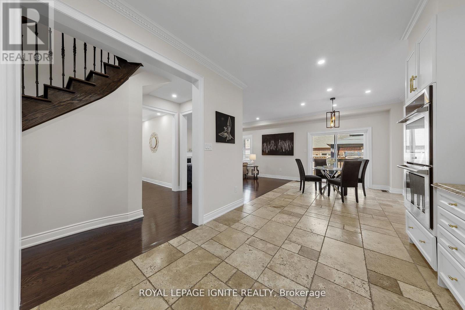 134 Gardiner Drive, Bradford West Gwillimbury, Ontario  L3Z 0J6 - Photo 12 - N12997402