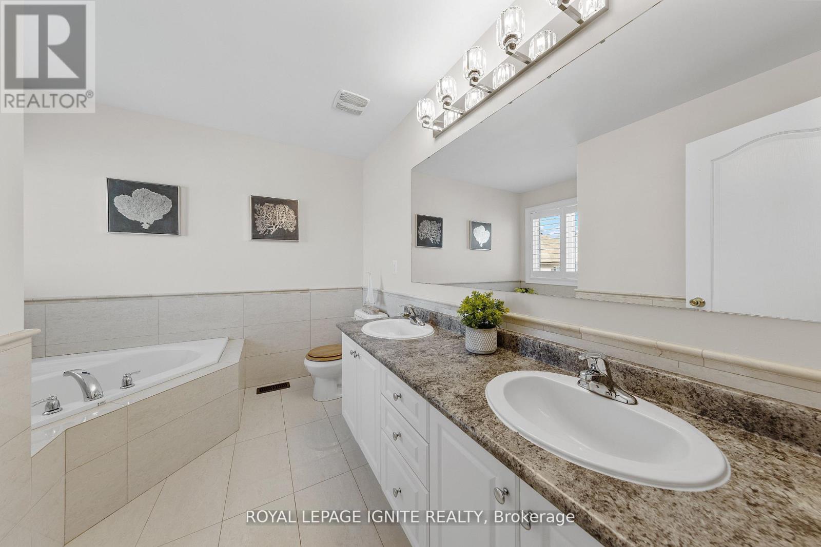 134 Gardiner Drive, Bradford West Gwillimbury, Ontario  L3Z 0J6 - Photo 26 - N12997402