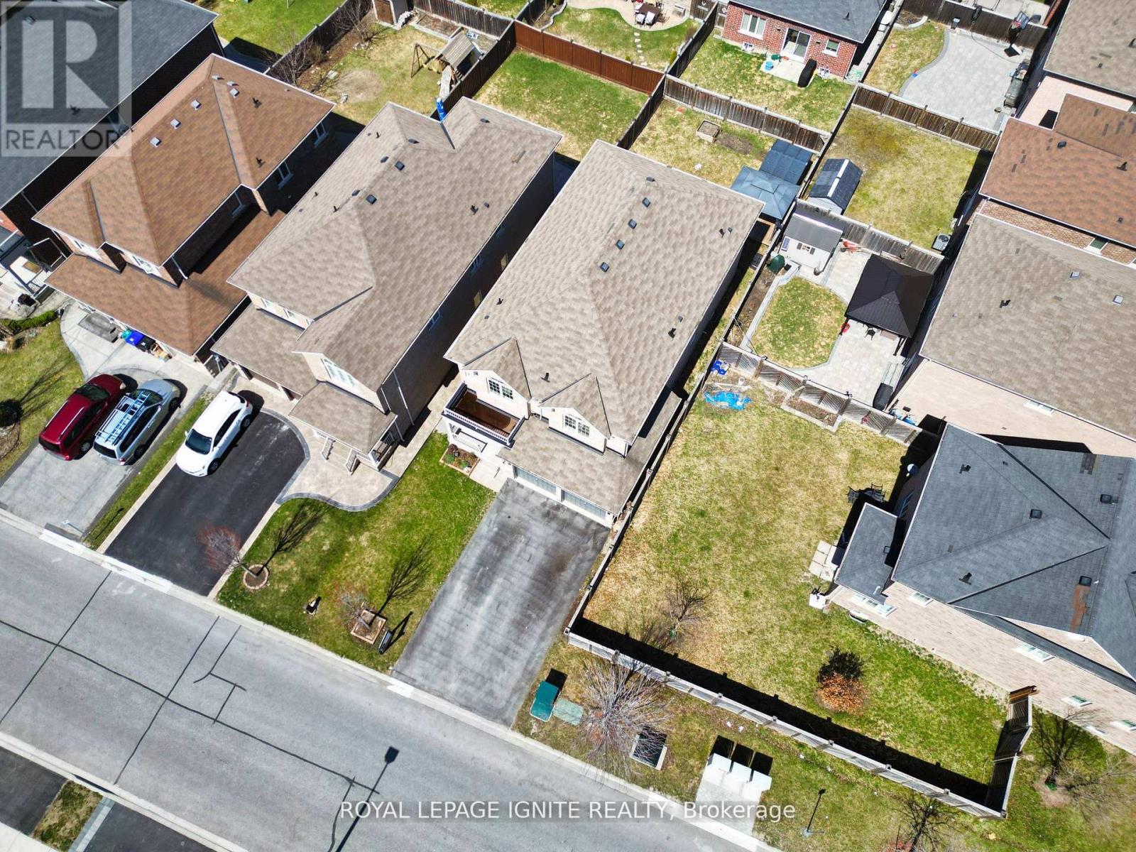 134 Gardiner Drive, Bradford West Gwillimbury, Ontario  L3Z 0J6 - Photo 37 - N12997402