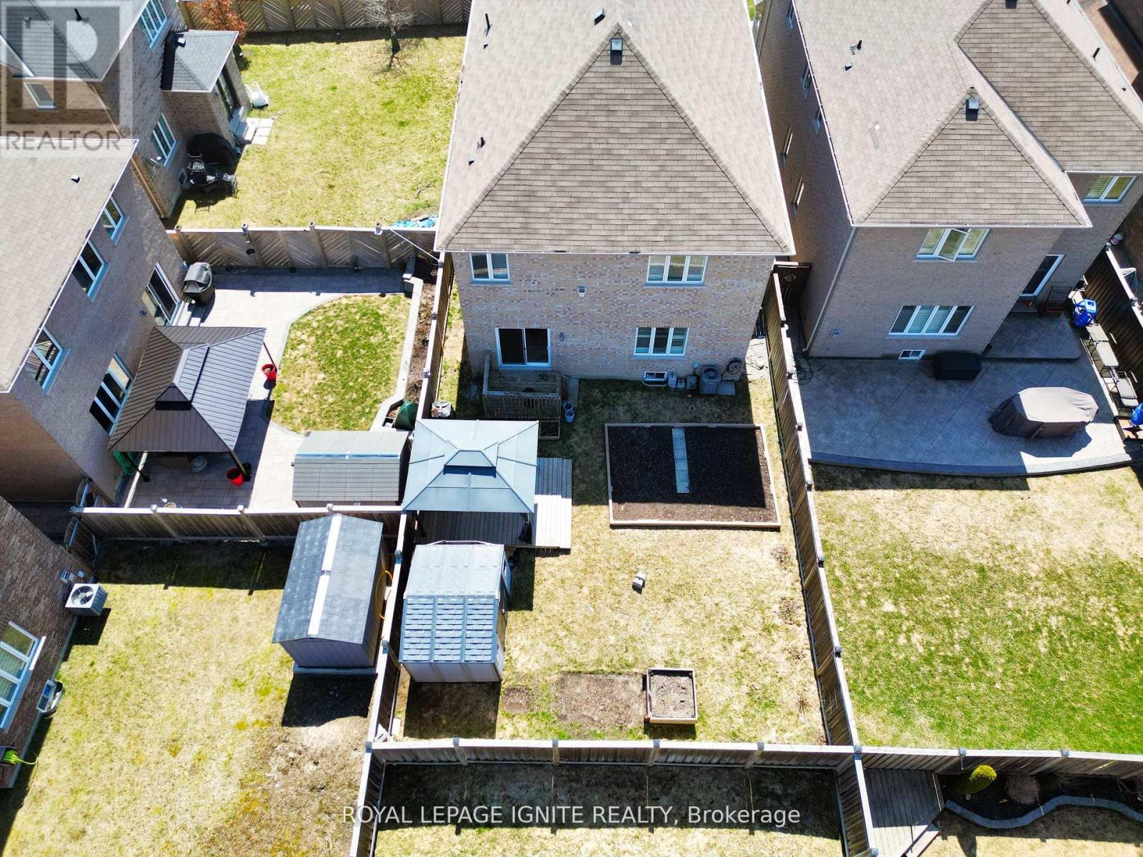 134 Gardiner Drive, Bradford West Gwillimbury, Ontario  L3Z 0J6 - Photo 39 - N12997402