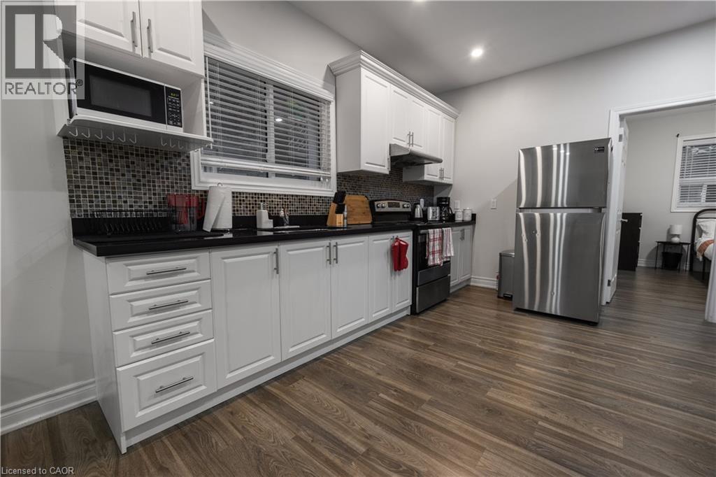 106 Spadina Avenue Unit# 1, Hamilton, Ontario  L8M 2X3 - Photo 2 - 40820428