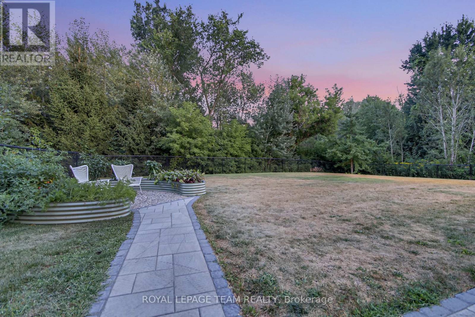 6196 Elkwood Drive, Ottawa, Ontario  K4P 1M9 - Photo 50 - X12919628