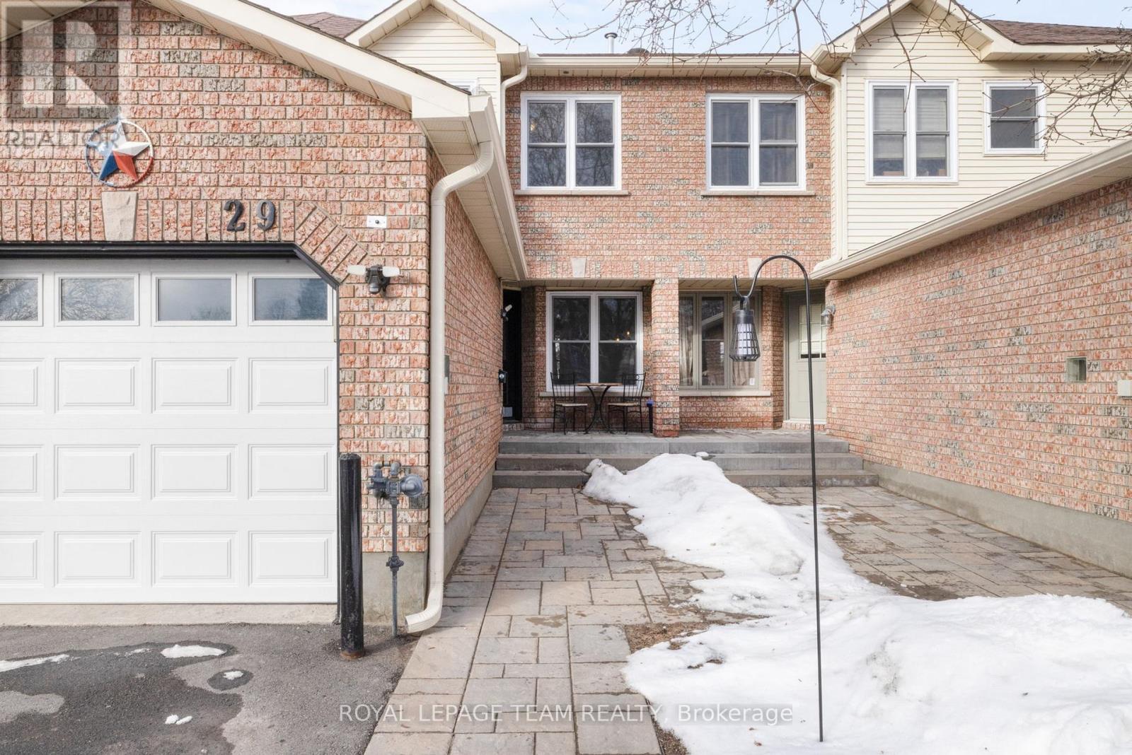 29 Grenadier Way, Ottawa, Ontario  K2J 4L3 - Photo 3 - X12926740
