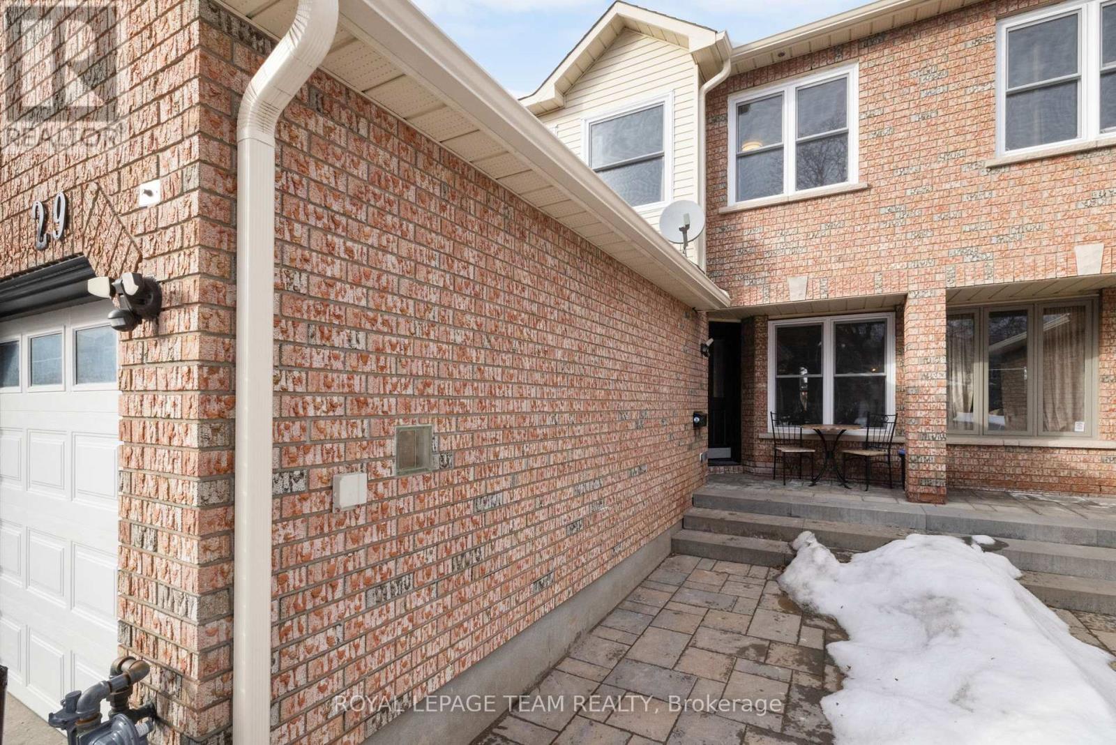 29 Grenadier Way, Ottawa, Ontario  K2J 4L3 - Photo 4 - X12926740