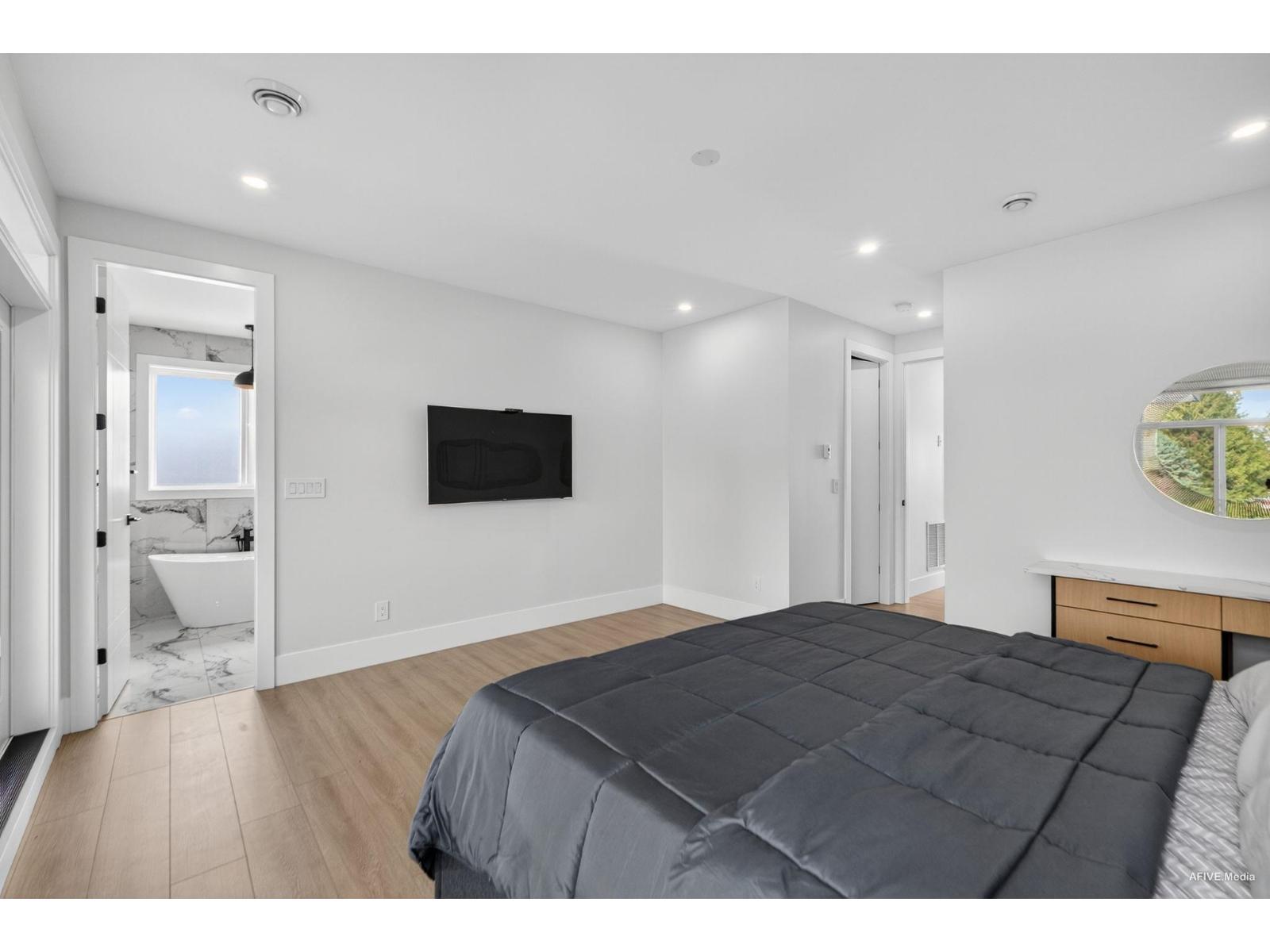 15363 94 Avenue, Surrey, British Columbia  V3R 1E2 - Photo 27 - R3107909