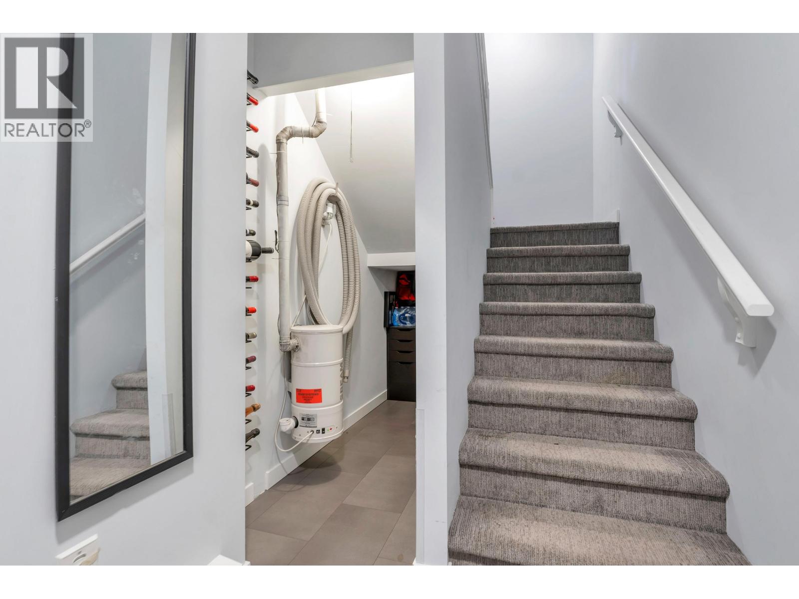 102 245 W 15th Street, North Vancouver, British Columbia  V7M 1S3 - Photo 13 - R3111123