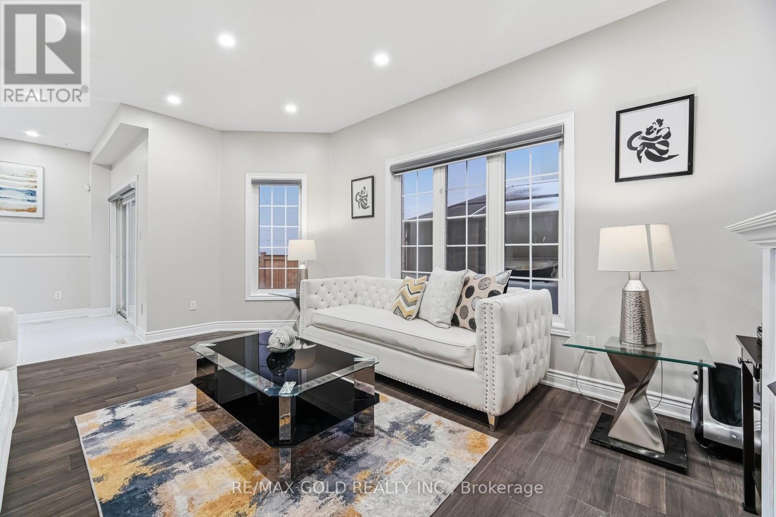 29 Laurentide Crescent, Brampton, Ontario  L6P 1Y3 - Photo 10 - W12997330