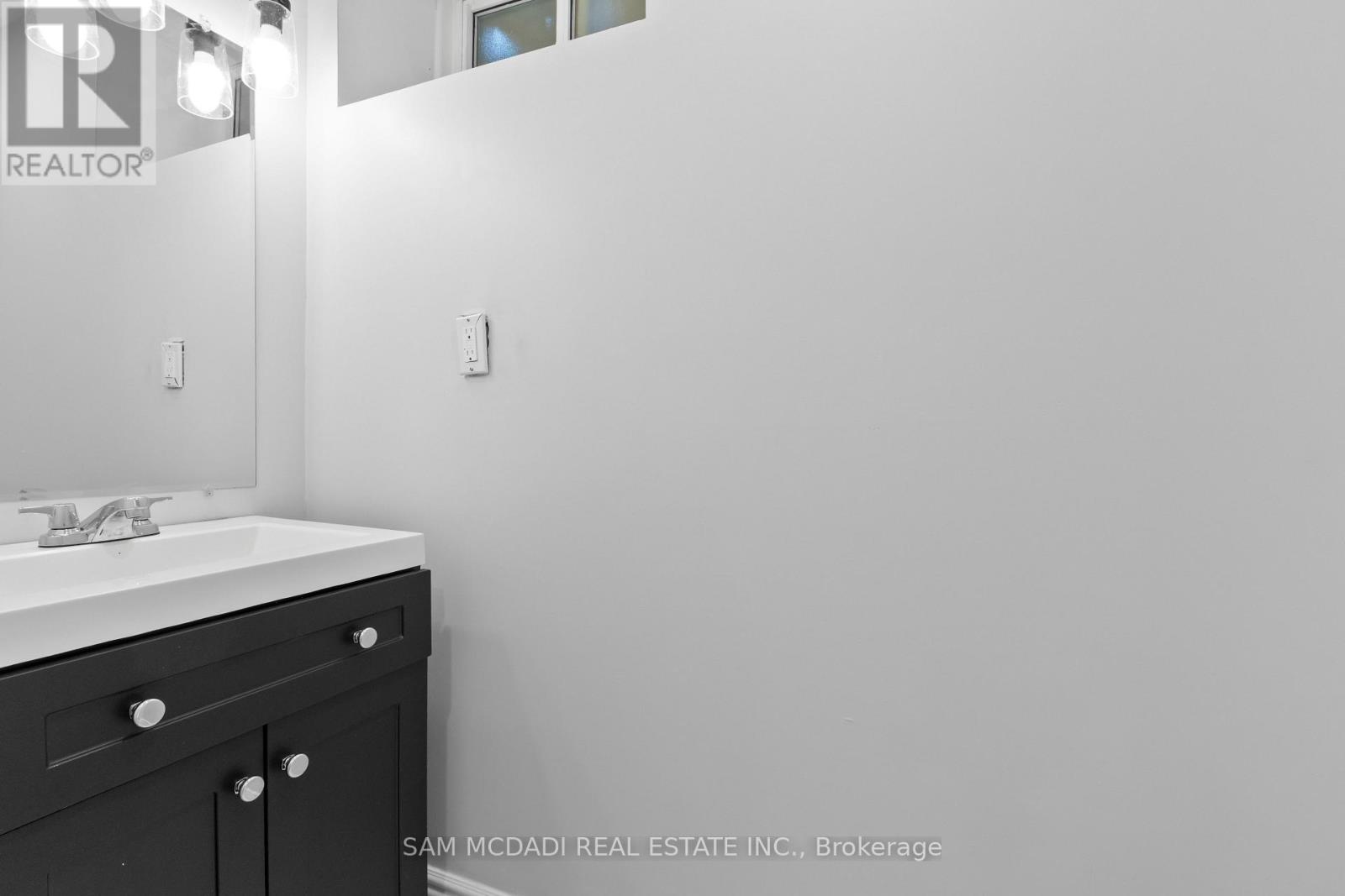 7209 Fayette Circle, Mississauga, Ontario  L5N 1Y5 - Photo 34 - W12997338