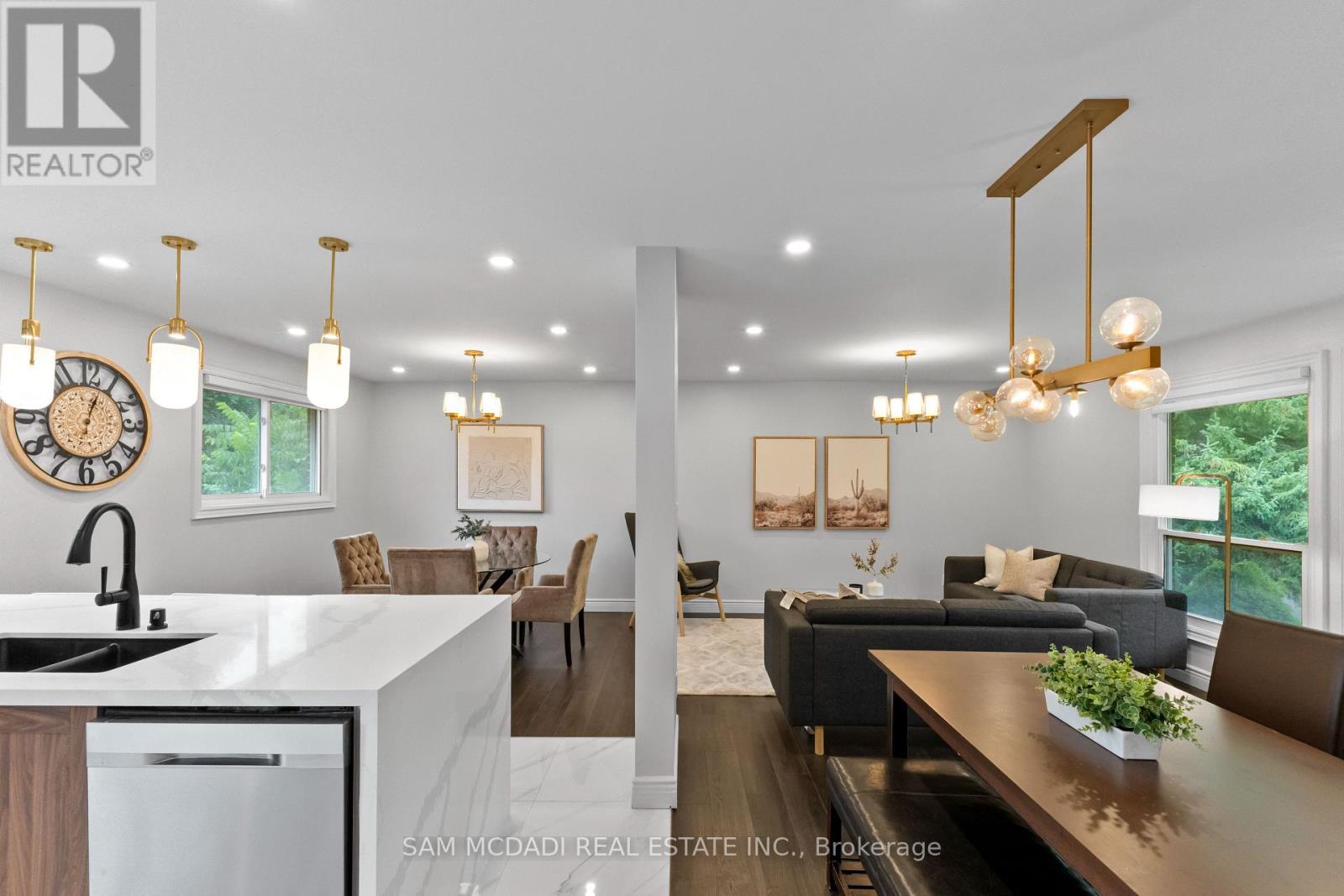 7209 Fayette Circle, Mississauga, Ontario  L5N 1Y5 - Photo 6 - W12997338