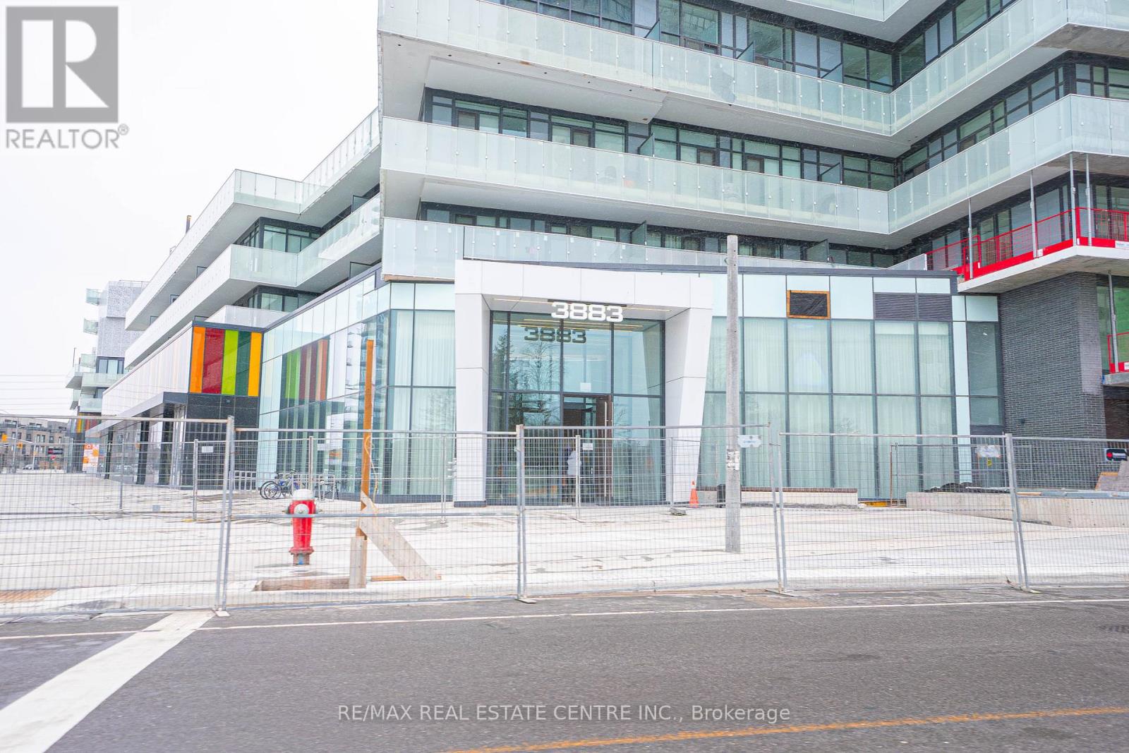 413 - 3883 Quartz Road, Mississauga, Ontario  L5B 0M4 - Photo 4 - W12997376