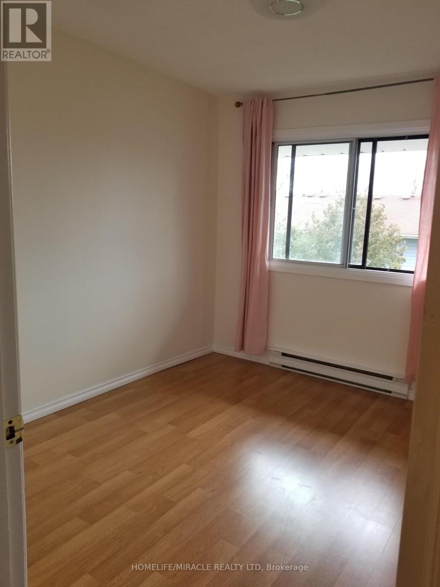 76 - 6540 Falconer Drive, Mississauga, Ontario  L5N 1M1 - Photo 10 - W12997396