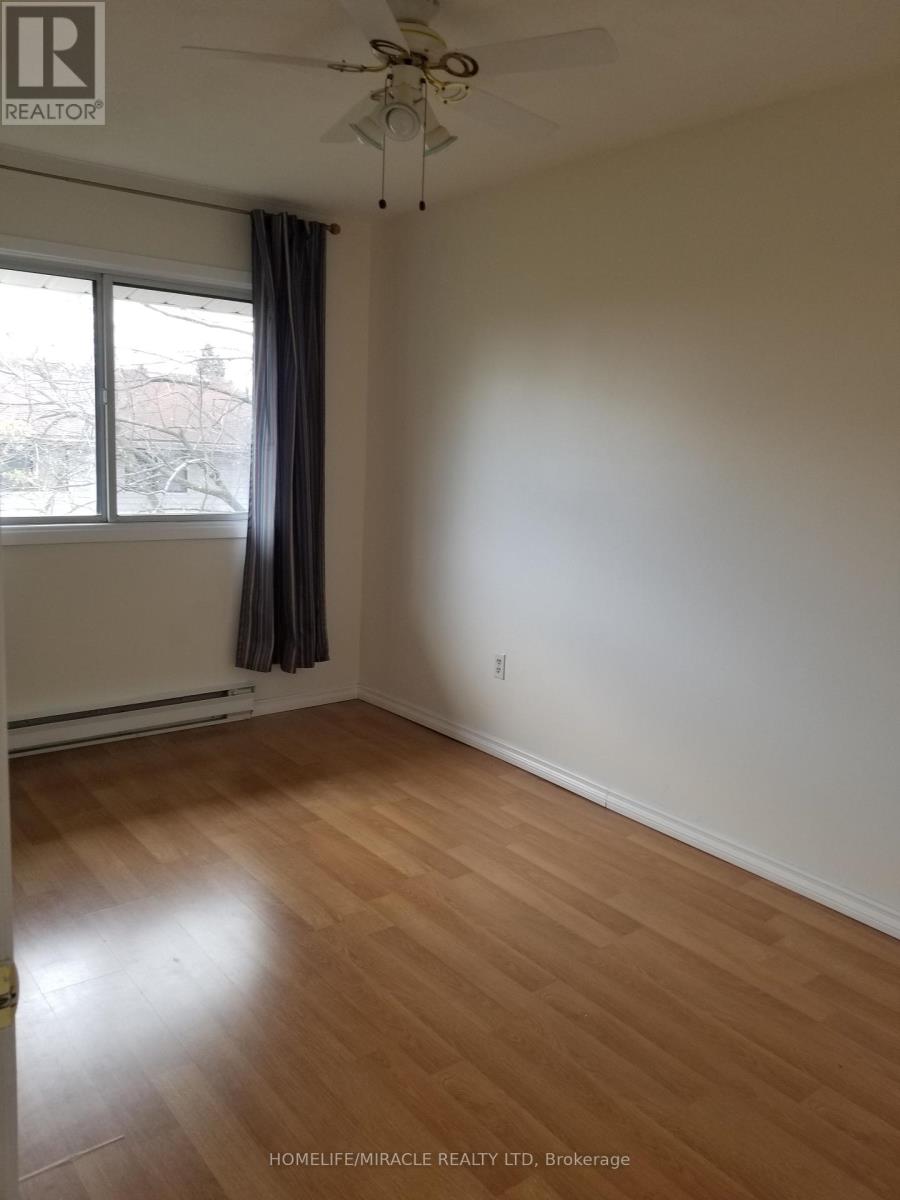 76 - 6540 Falconer Drive, Mississauga, Ontario  L5N 1M1 - Photo 11 - W12997396