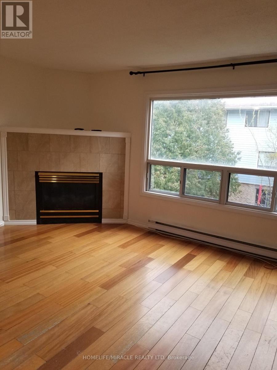 76 - 6540 Falconer Drive, Mississauga, Ontario  L5N 1M1 - Photo 4 - W12997396