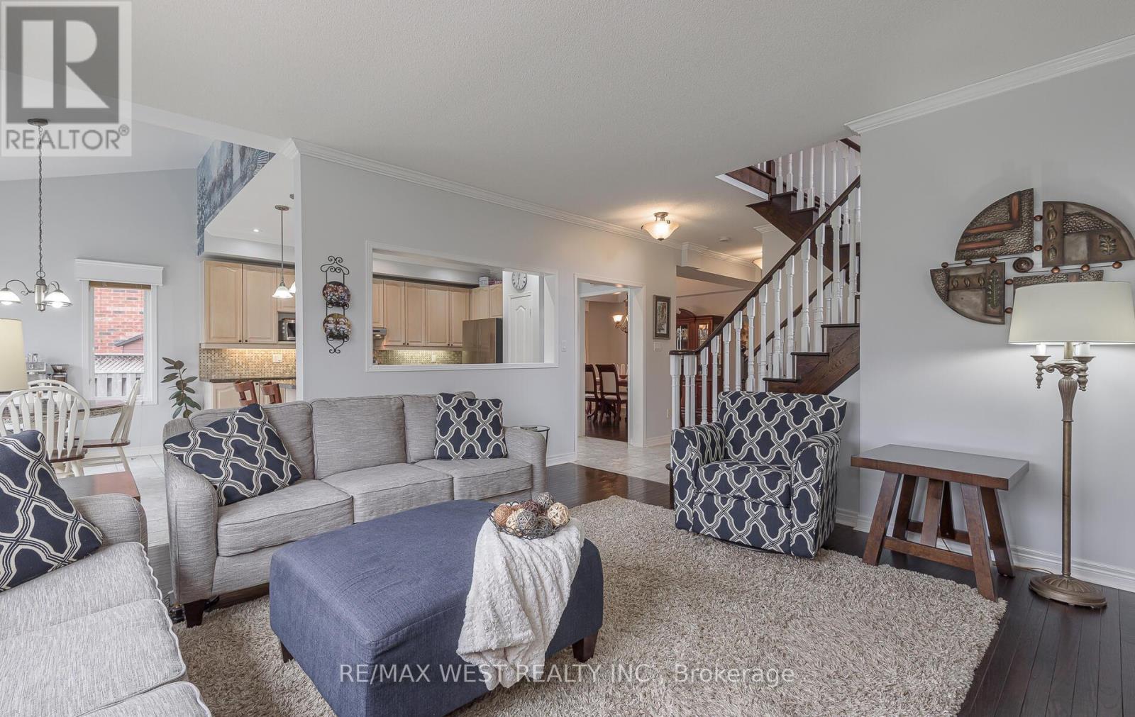 15 Virginia Drive Sw, Brampton, Ontario  L7A 2E6 - Photo 13 - W12997424