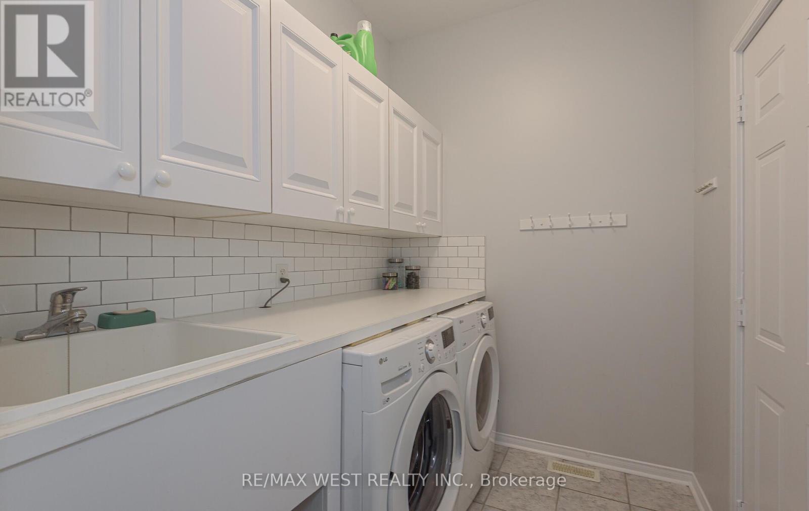 15 Virginia Drive Sw, Brampton, Ontario  L7A 2E6 - Photo 17 - W12997424