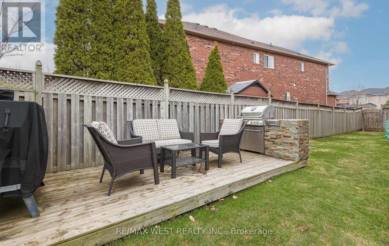 15 Virginia Drive Sw, Brampton, Ontario  L7A 2E6 - Photo 46 - W12997424