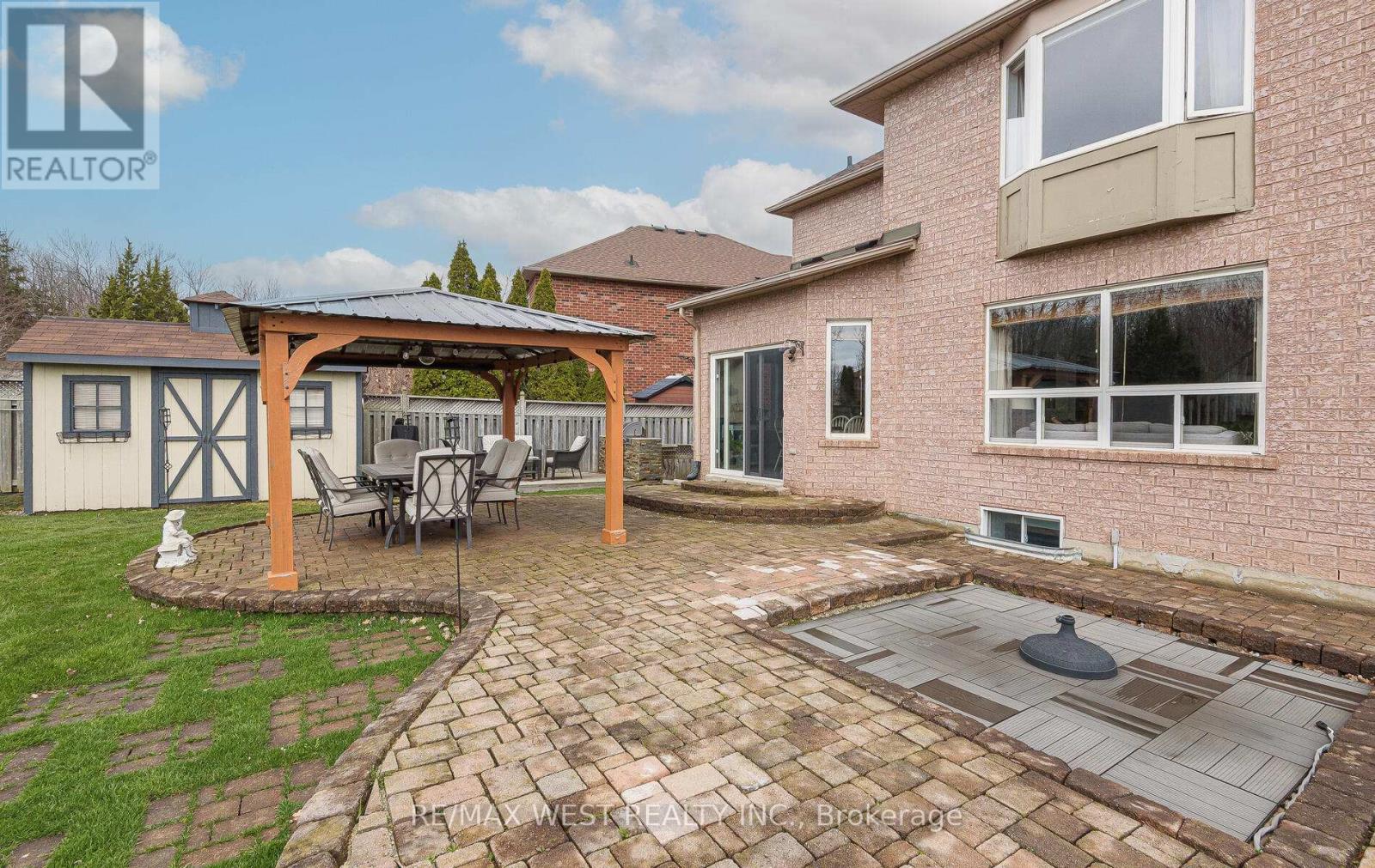 15 Virginia Drive Sw, Brampton, Ontario  L7A 2E6 - Photo 48 - W12997424