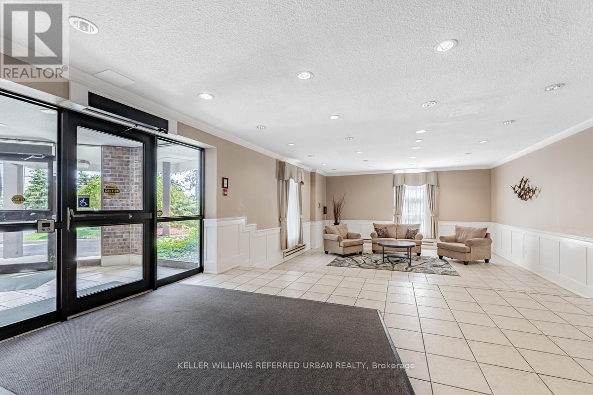 1007 - 3025 Queen Frederica Drive, Mississauga, Ontario  L4Y 3A1 - Photo 4 - W12997432