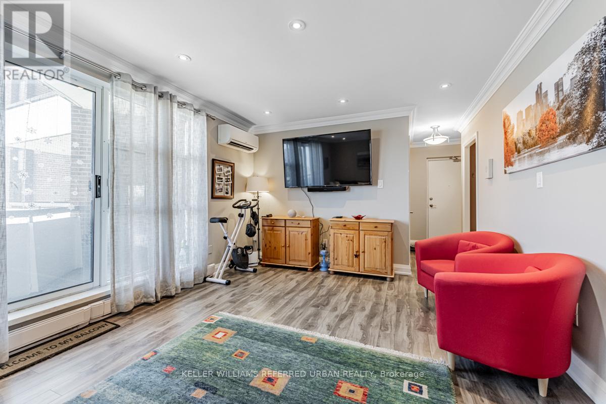 1007 - 3025 Queen Frederica Drive, Mississauga, Ontario  L4Y 3A1 - Photo 7 - W12997432