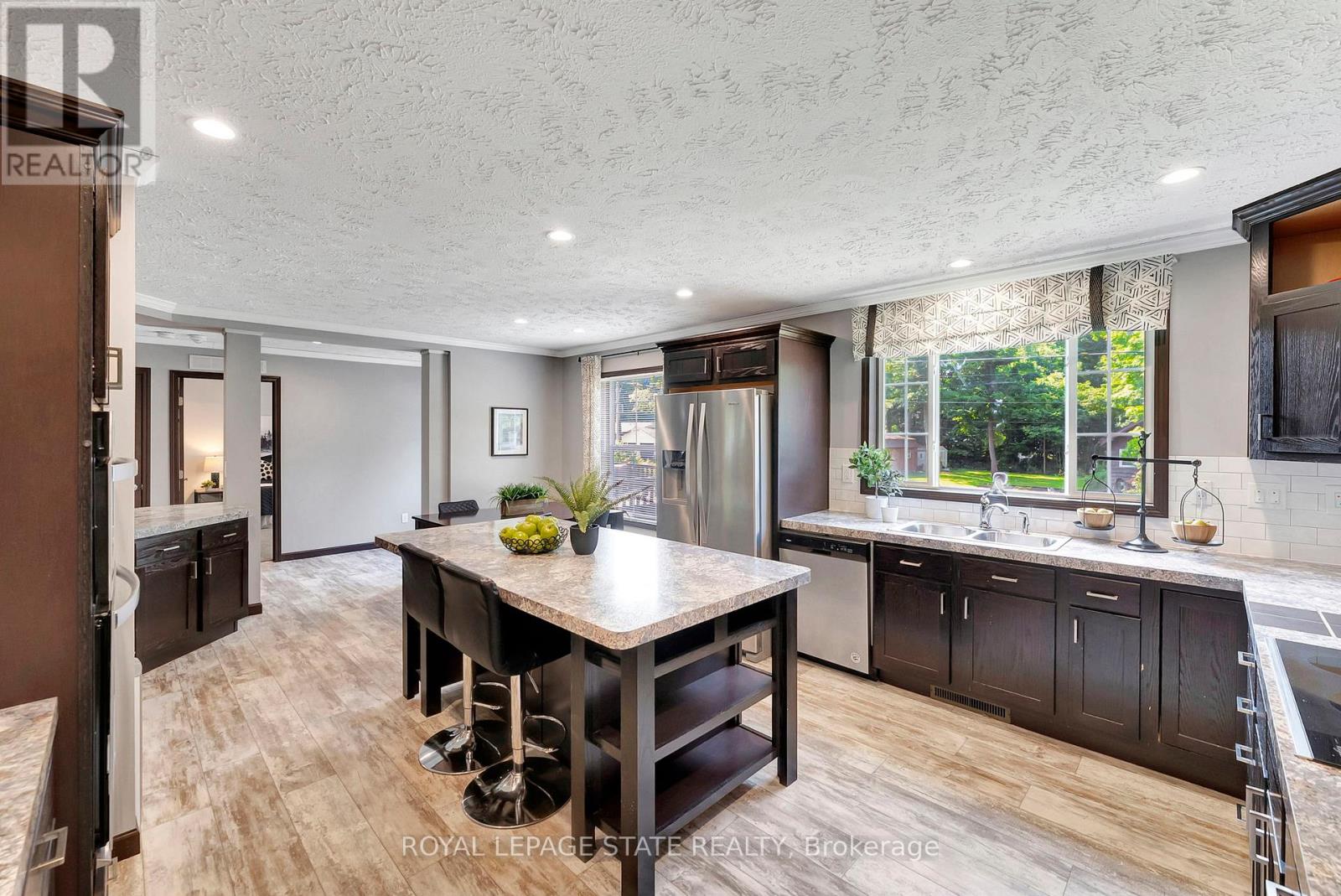 4881 Mapleview Crescent, Port Colborne, Ontario  L0S 1R0 - Photo 12 - X12997420