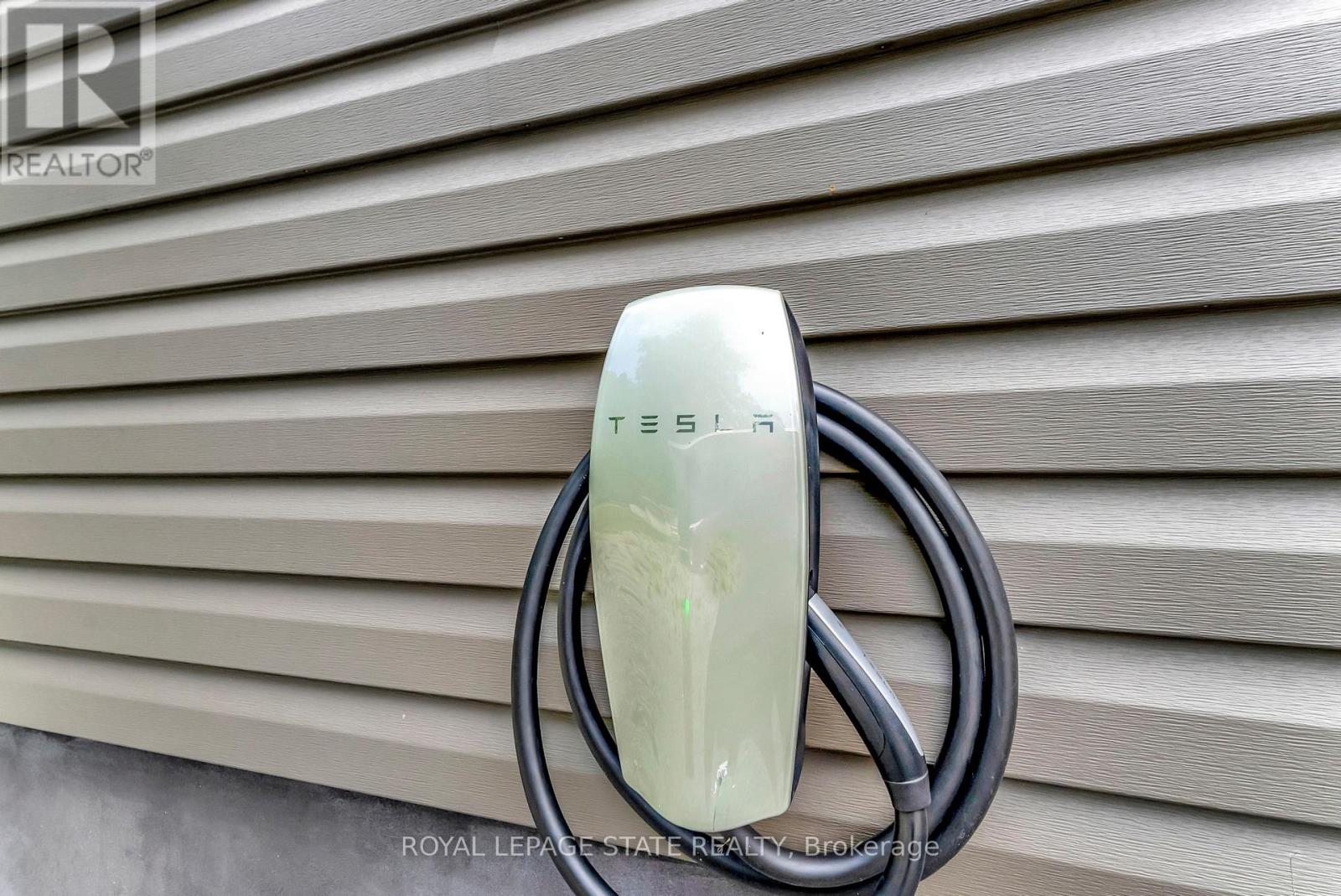 4881 Mapleview Crescent, Port Colborne, Ontario  L0S 1R0 - Photo 38 - X12997420