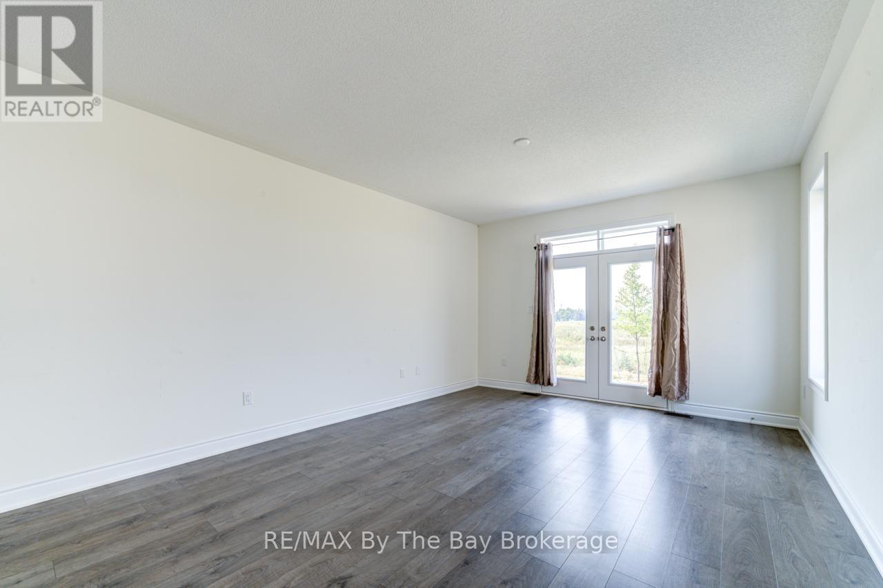 15 Union Boulevard, Clearview, Ontario  L9Z 0M6 - Photo 16 - S12997482