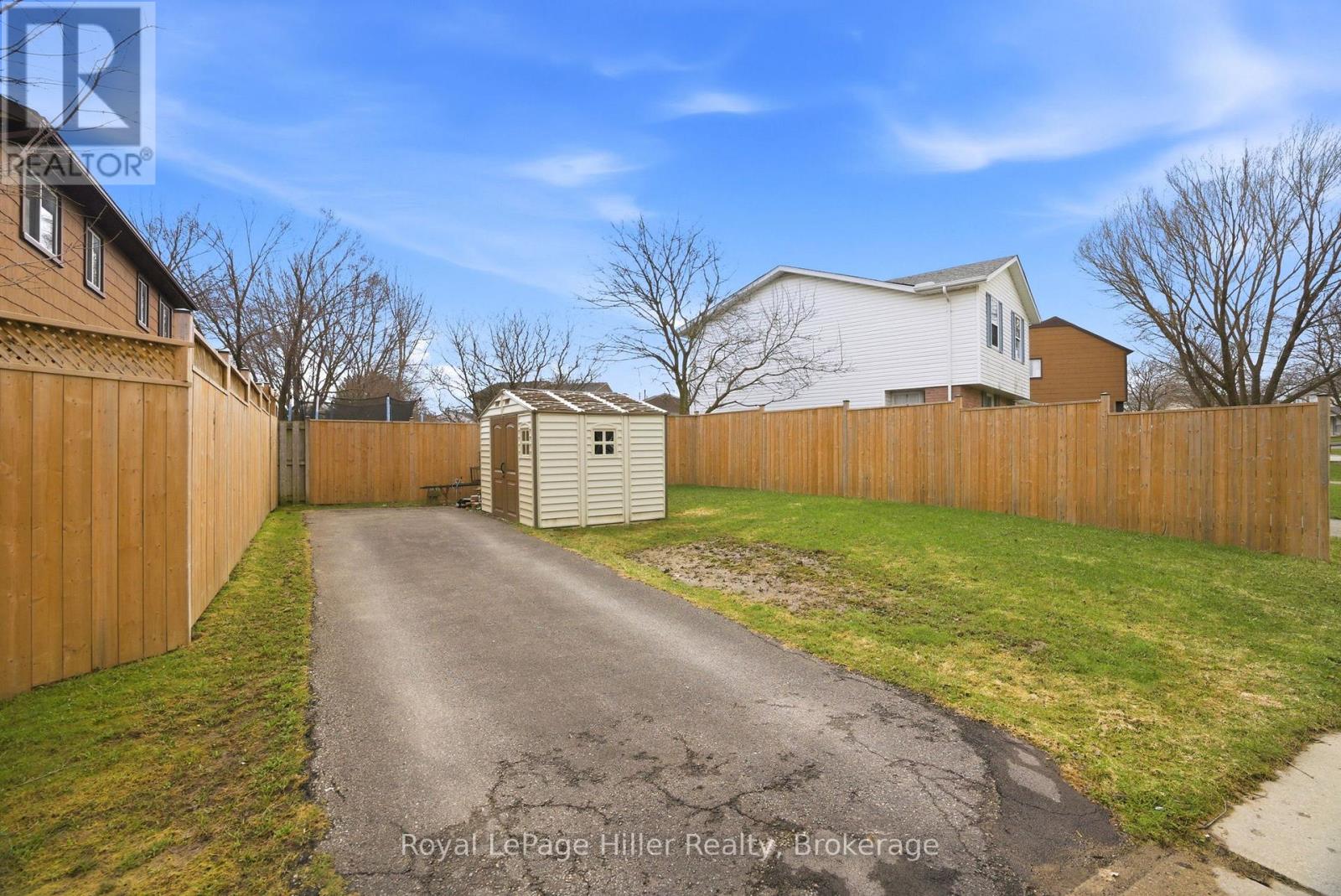 46 Avonwood Drive, Stratford, Ontario N4Z 1B4 - Photo 45 - X12994262