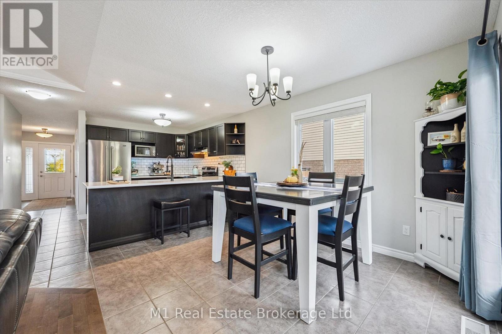 79 Spencer Drive, Centre Wellington, Ontario  N0B 1S0 - Photo 23 - X12997476