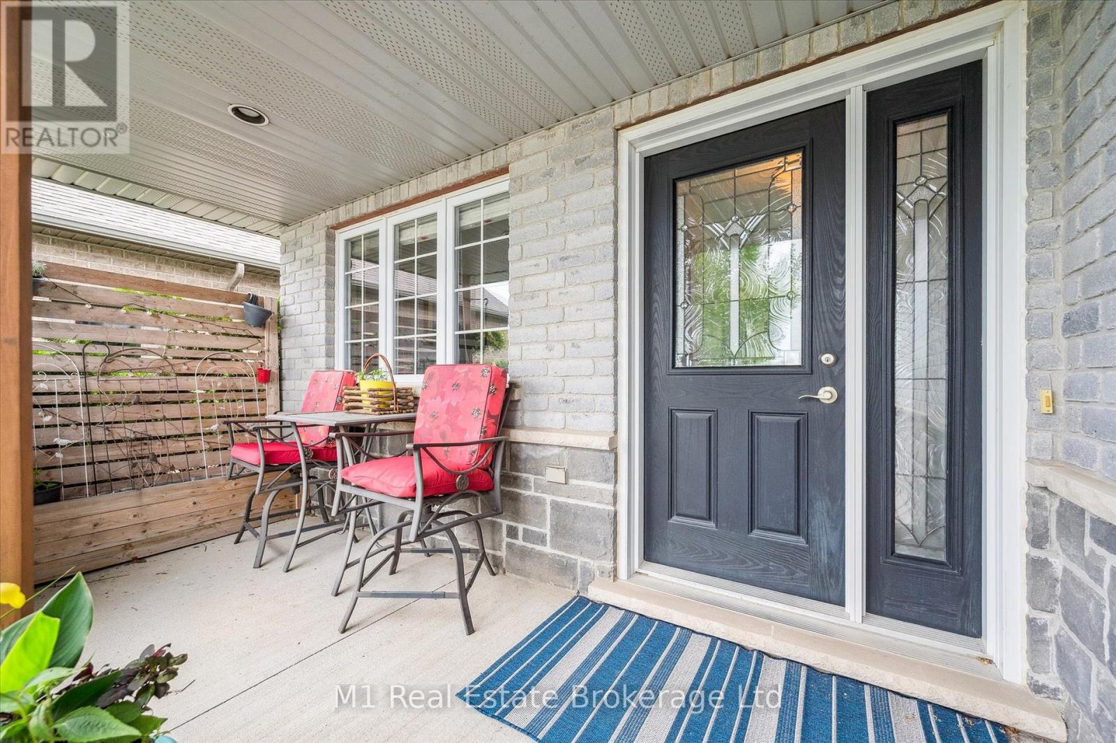 79 Spencer Drive, Centre Wellington, Ontario  N0B 1S0 - Photo 3 - X12997476