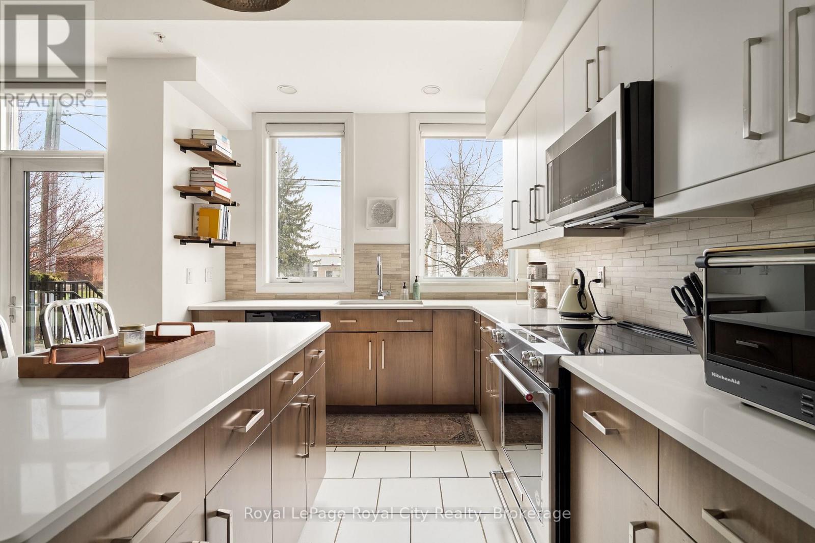 #at3 - 53 Arthur Street S, Guelph, Ontario  N1E 5K4 - Photo 5 - X12997484