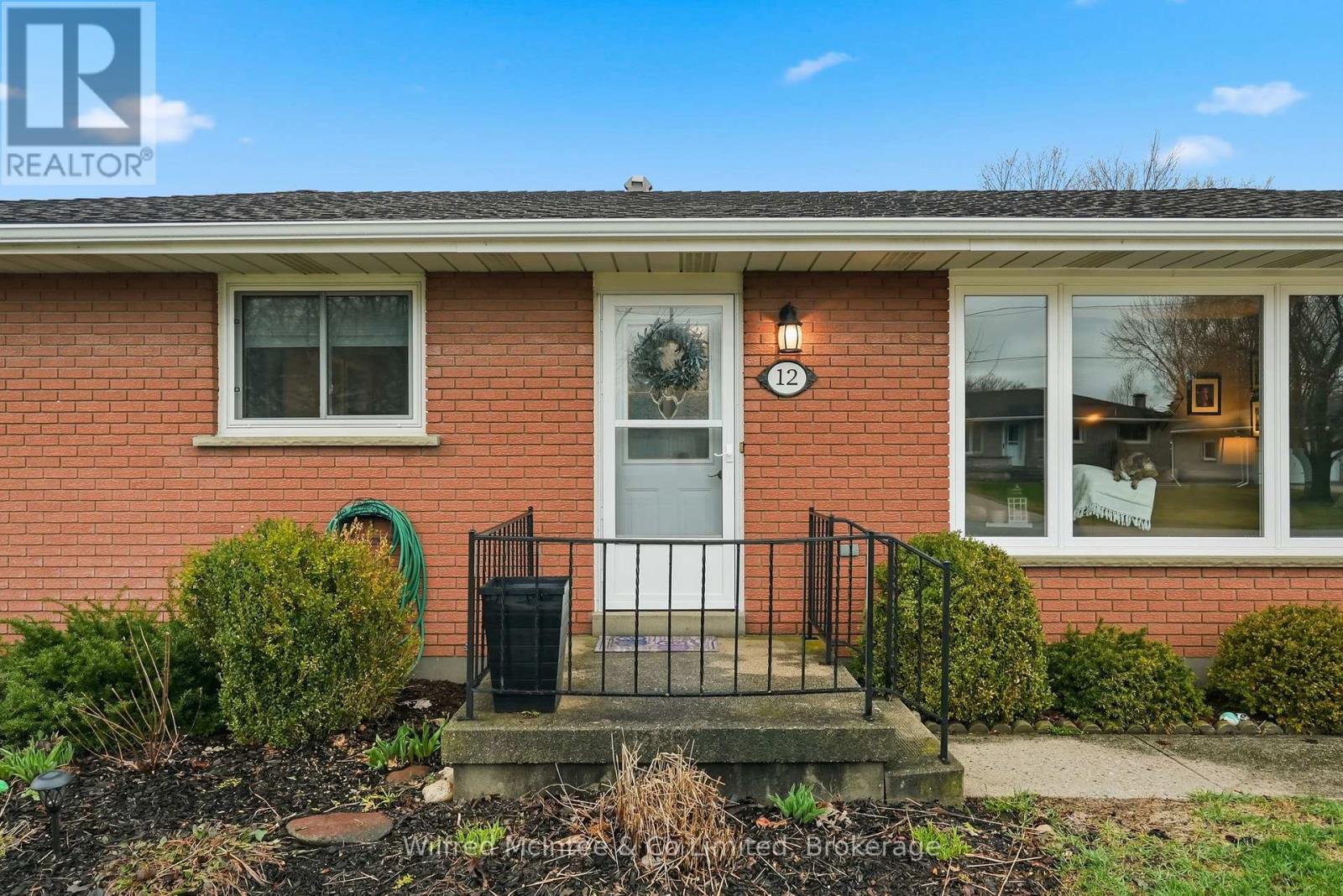 12 Second Street, Brockton, Ontario  N0G 2V0 - Photo 5 - X12997514