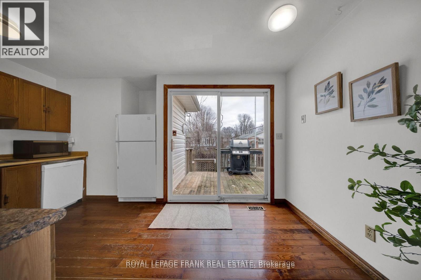 2 Fairbairn Court, Clarington, Ontario  L1C 4K9 - Photo 12 - E12997674