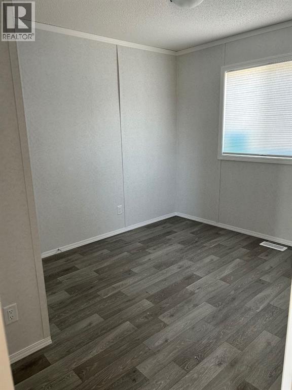 2004 Sunflower Crescent, Coaldale, Alberta  T1M 0G4 - Photo 9 - A2283611