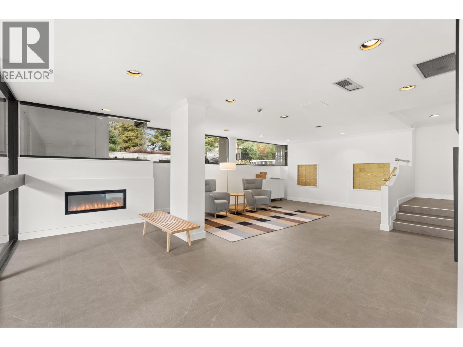 704 650 16th Street, West Vancouver, British Columbia  V7V 3R9 - Photo 4 - R3100600