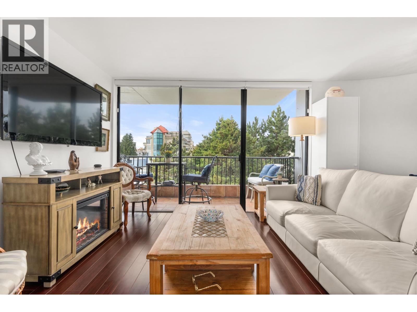 704 650 16th Street, West Vancouver, British Columbia  V7V 3R9 - Photo 8 - R3100600