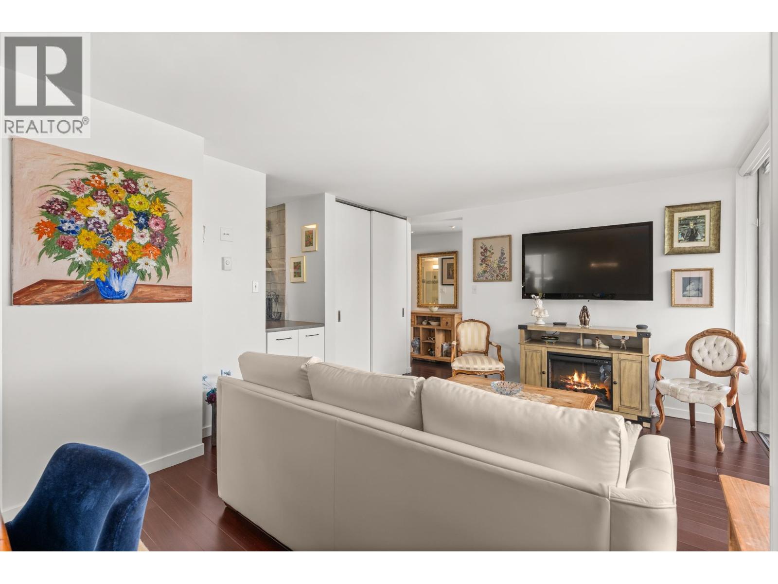 704 650 16th Street, West Vancouver, British Columbia  V7V 3R9 - Photo 11 - R3100600