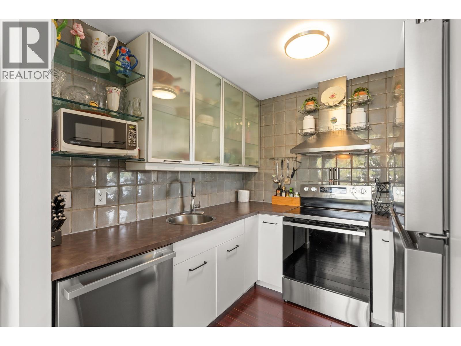 704 650 16th Street, West Vancouver, British Columbia  V7V 3R9 - Photo 22 - R3100600