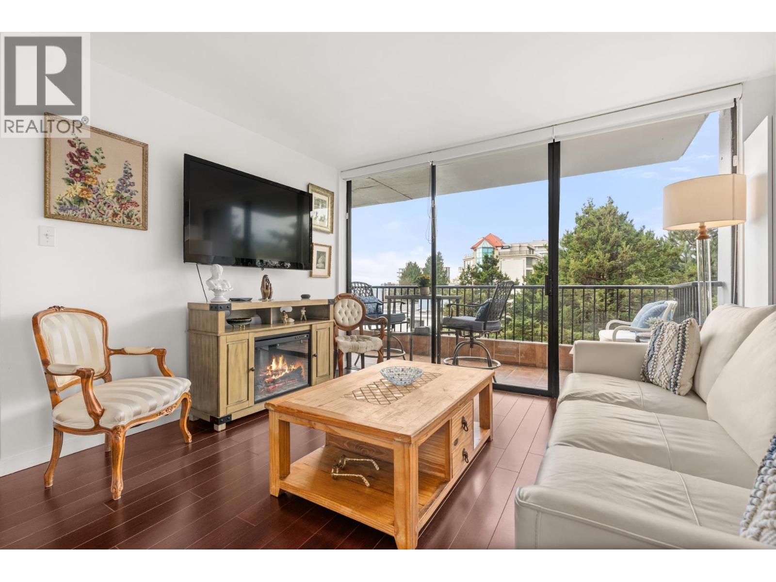 704 650 16th Street, West Vancouver, British Columbia  V7V 3R9 - Photo 6 - R3100600