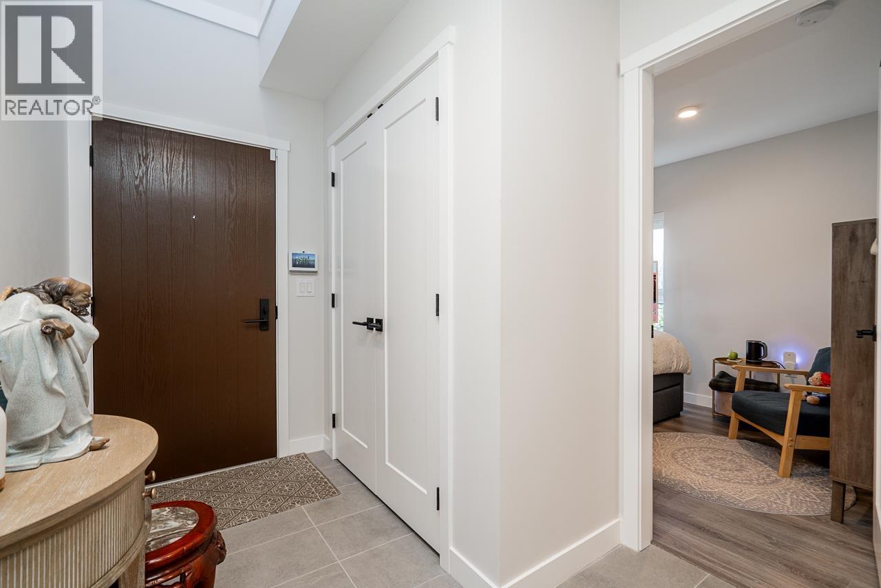 7 50 Seaview Drive, Port Moody, British Columbia  V3H 0N2 - Photo 4 - R3111093